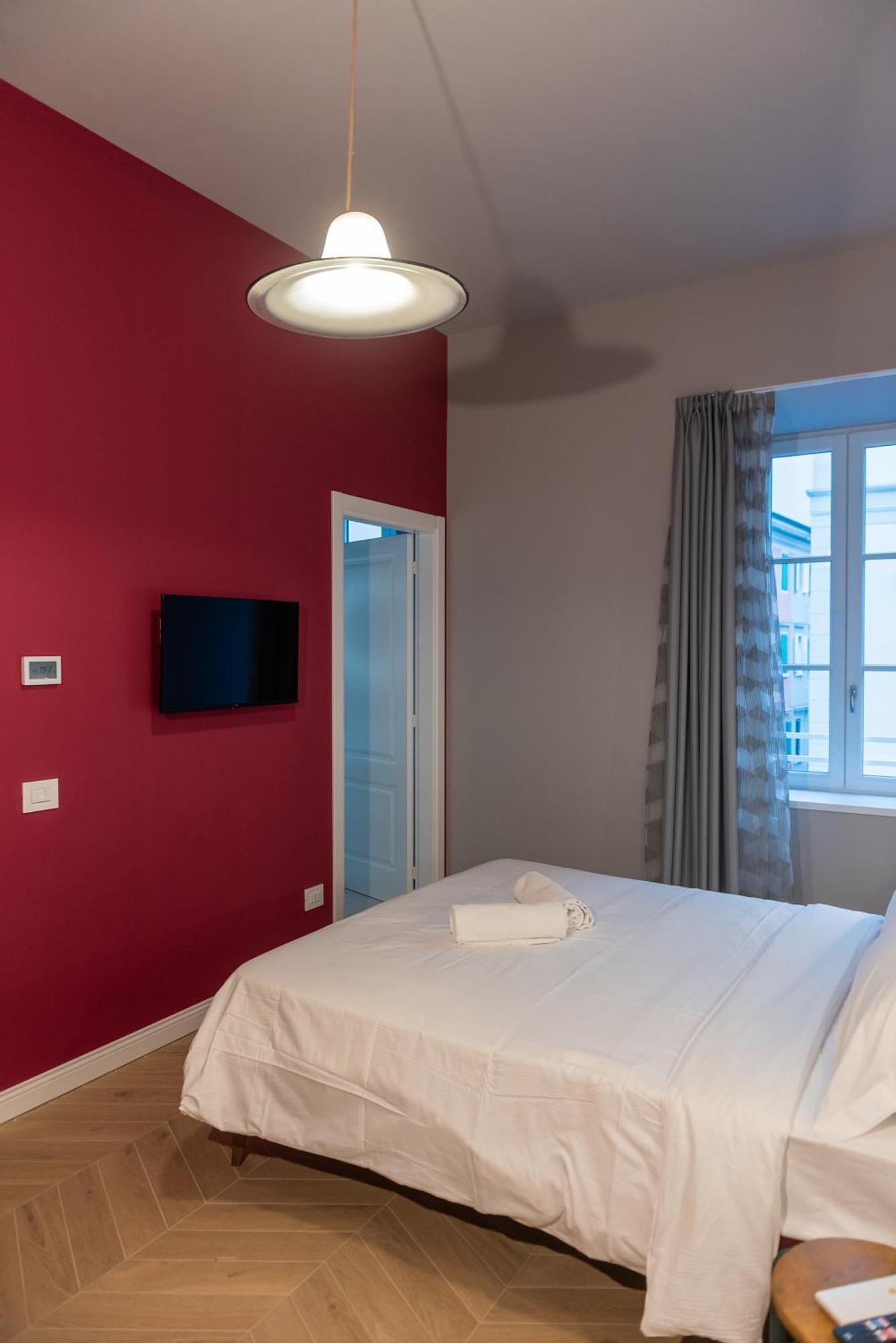 Sophia Boutique Suites Triëst Buitenkant foto