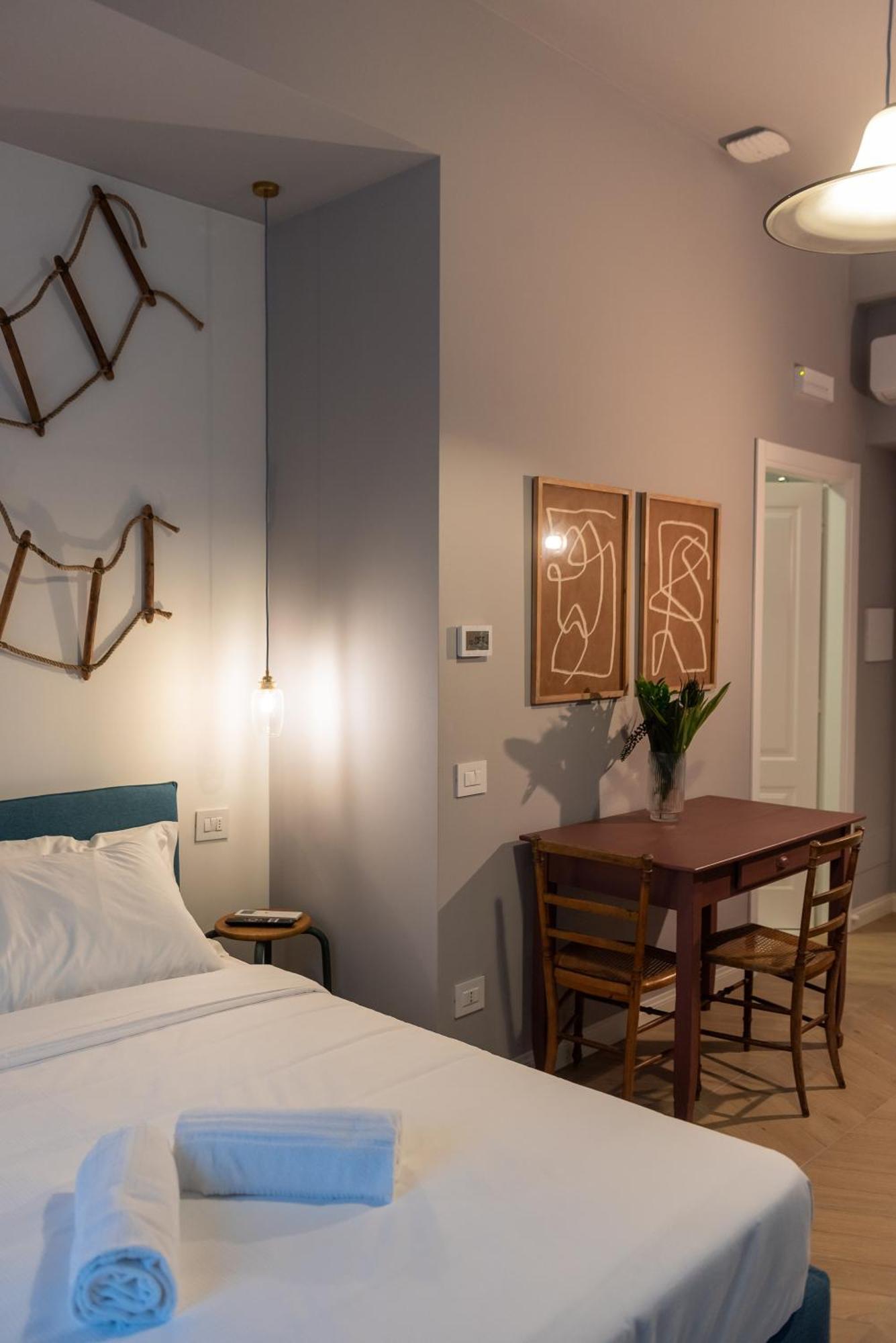 Sophia Boutique Suites Triëst Buitenkant foto